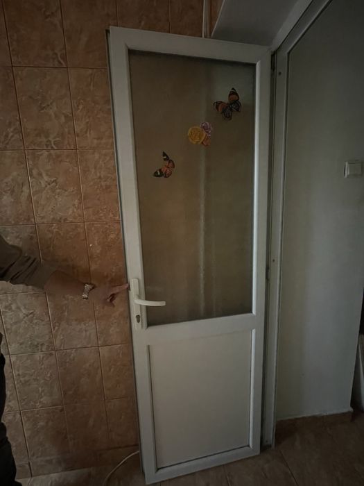 Ușă termopan- stare foarte bună