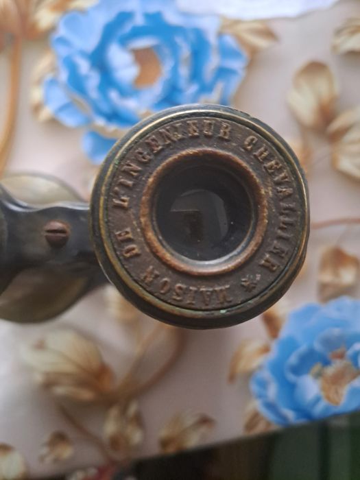 Vind binoclu manșon de liugeuien ceevall Plage du pont neuf 15A Paris nemodificat  original  în stare buna cum se vede în imagini