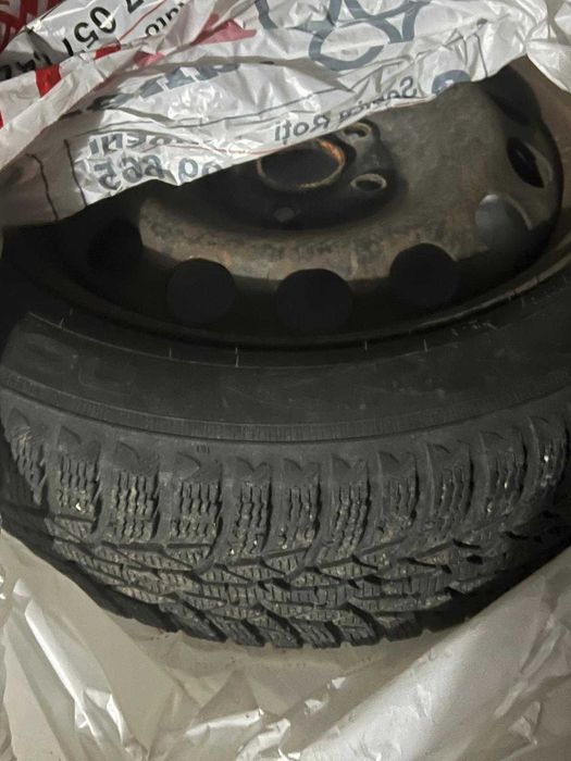 Vand roti de iarna 205x55 R16 91T - Nokian, set 4 buc