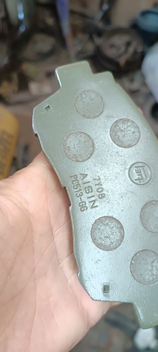 Тормозные колодки Тойота оригинал