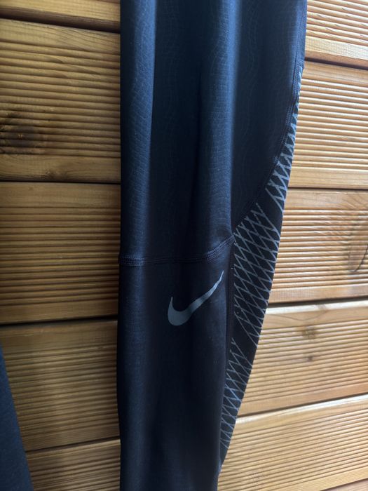 Оригинален мъжки компресионен клин Nike Pro L (Hyperwarm / Dri-Fit) Черен