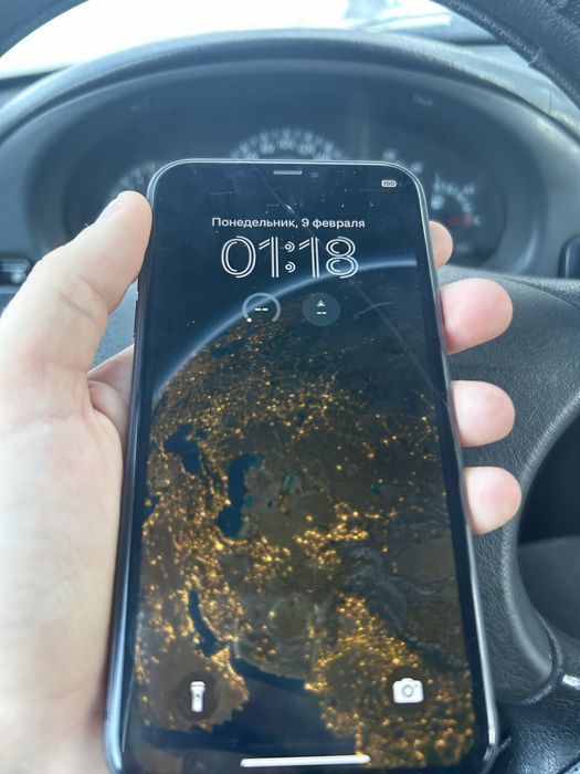 продам айфон 11
