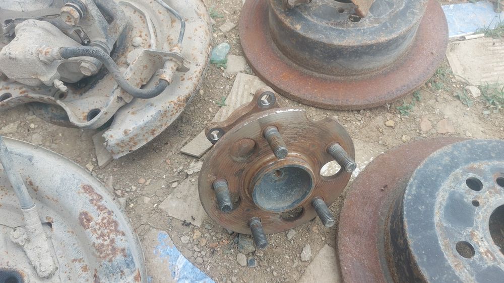 Запчасти ипсум.есік серый түс. бампер.суппорт и другие запчасти