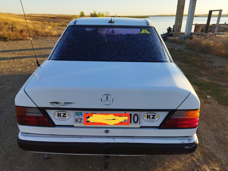 Продам мерседес Е200.