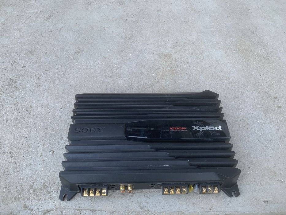 Бас каса Alpin и усилвател Sony