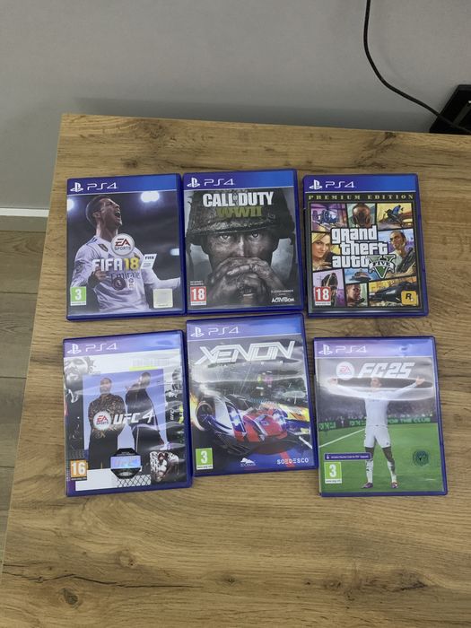 Playstation 4 slim с 2 контролера, игри + ПОДАРЪК