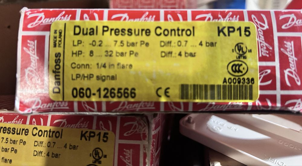 Реле давления Danfoss Dual Pressure Control KP15