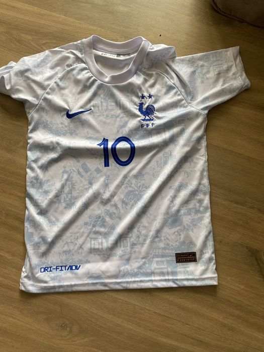 Футболна тениска на Mbappe