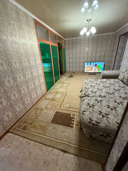 Срочно 2х комнатная квартира в центре