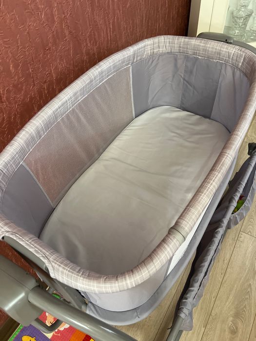 Продаю Кроватку- манеж