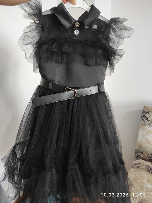 Платье Уэнсдей продам