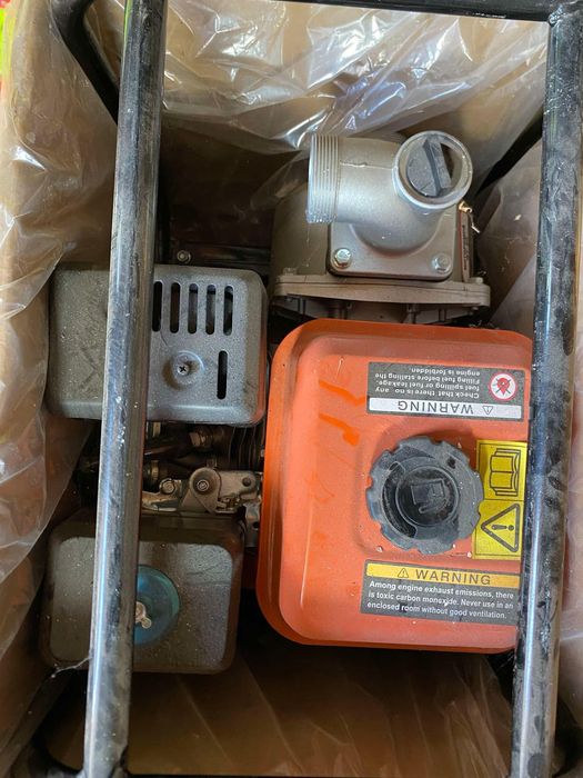 Vând motopompă 6.5cp