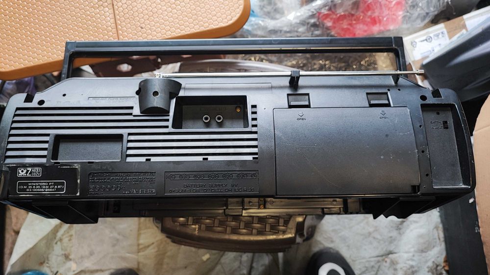 Касетофон Hitachi TRK 350E