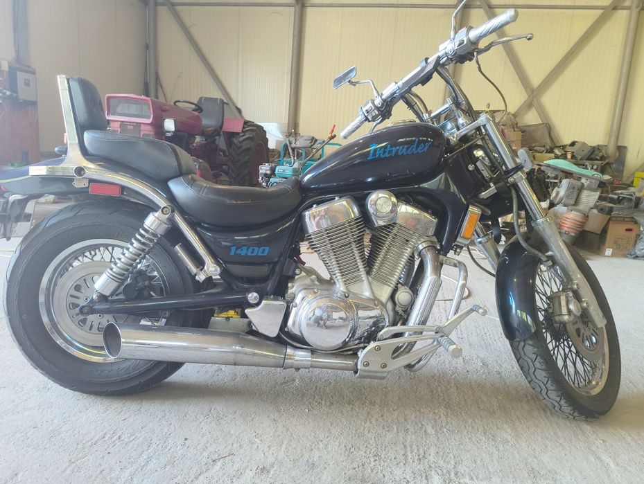 Suzuki Intruder VS 1400 Minnesota Twin