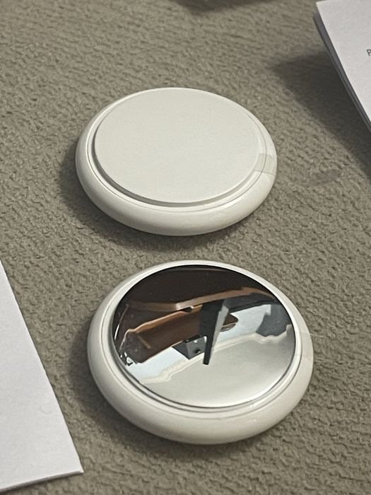 Китайско Проследяващо Устройство работи като Apple Airtag