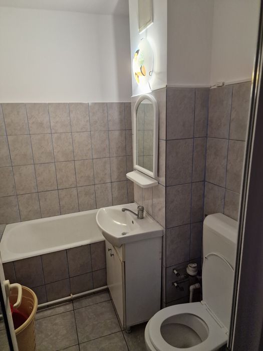 Garsoniera de închiriat