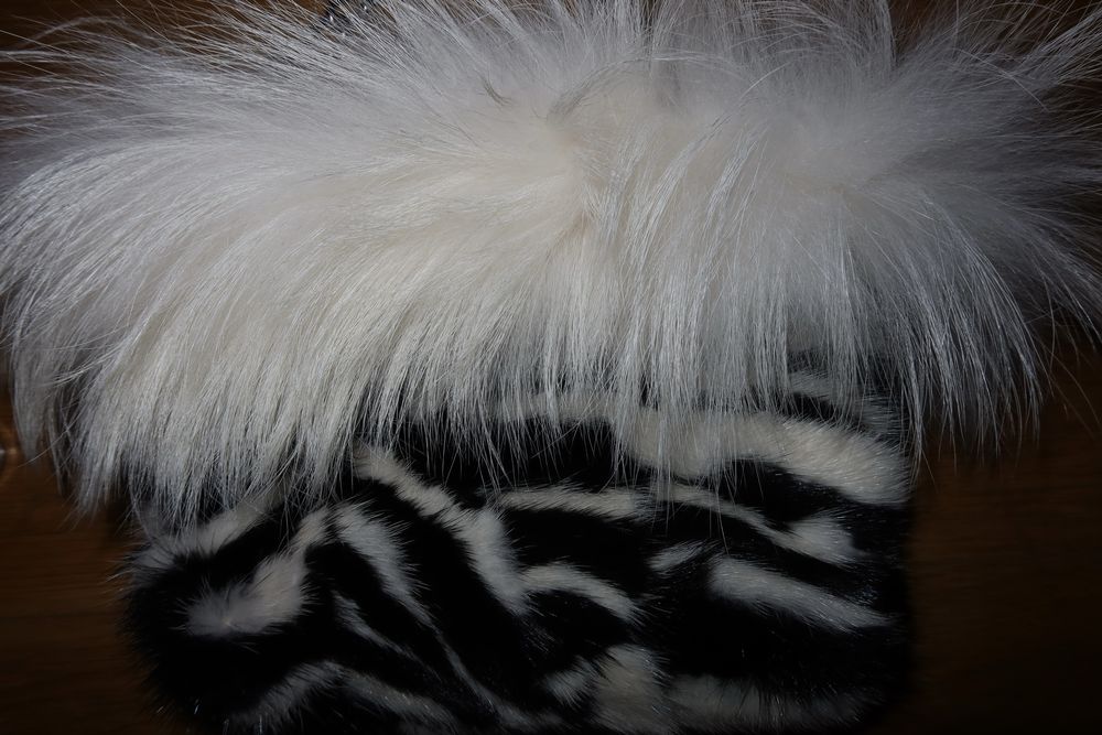 Стилна пухкава дамска чанта тип Zebra Print