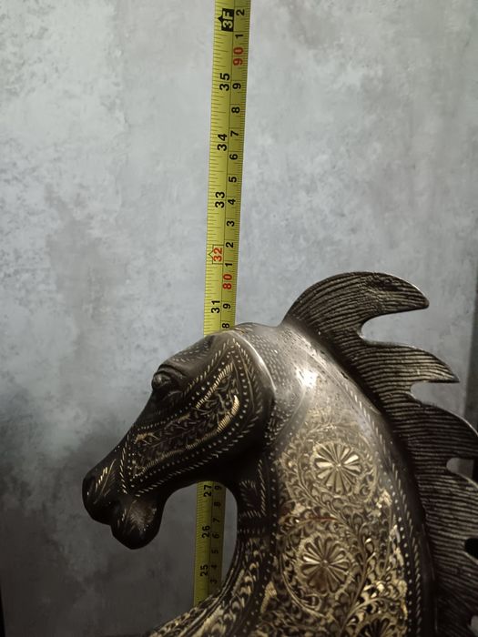 Продам бронзовую статуэтку!!!