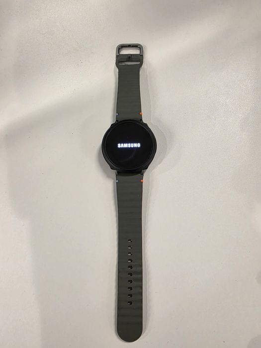 Vând Samsung Galaxy Watch7 44mm