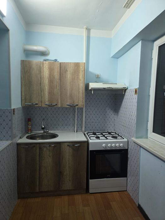 Квартира аренда га берилади икки хонали уч хона килинган
