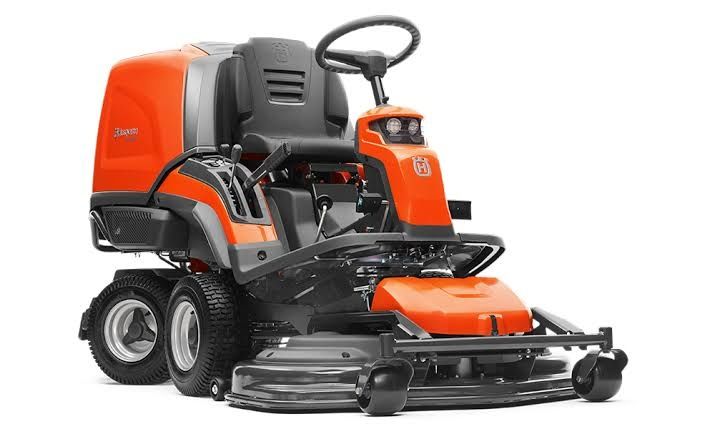 Tractoraș de tuns iarba gazon Husqvarna RC 318 T(18H de functionare)