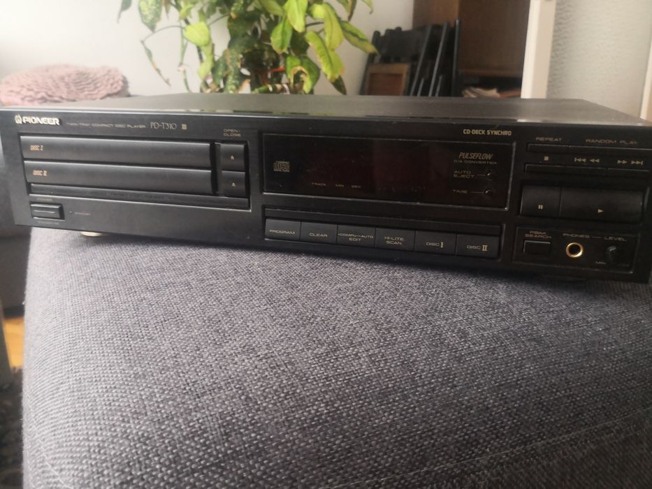 Pioneer PD-T310  twin- tray compact disc play