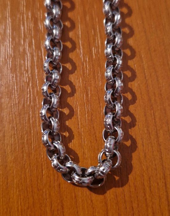 Синджир от медицинска стомана