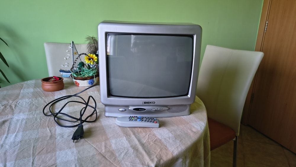 Телевизор Беко 14'