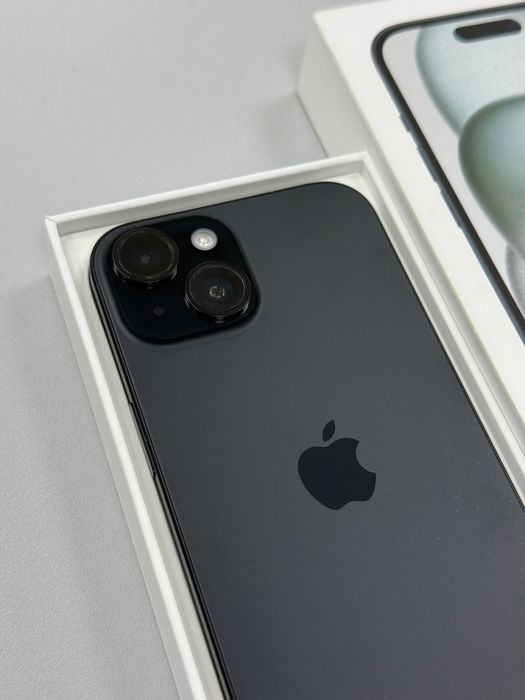 Продам 15 айфон в идеальном состоянии