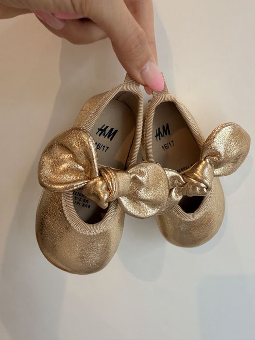 Обувки / пантофки H&M