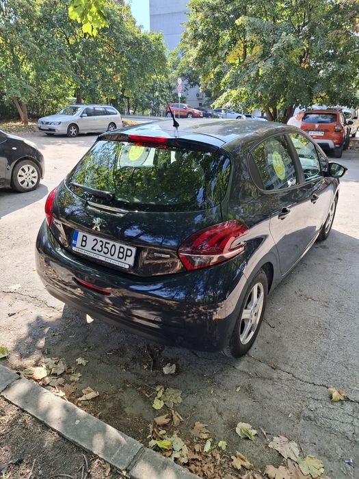 Peugeot 208 2017 година