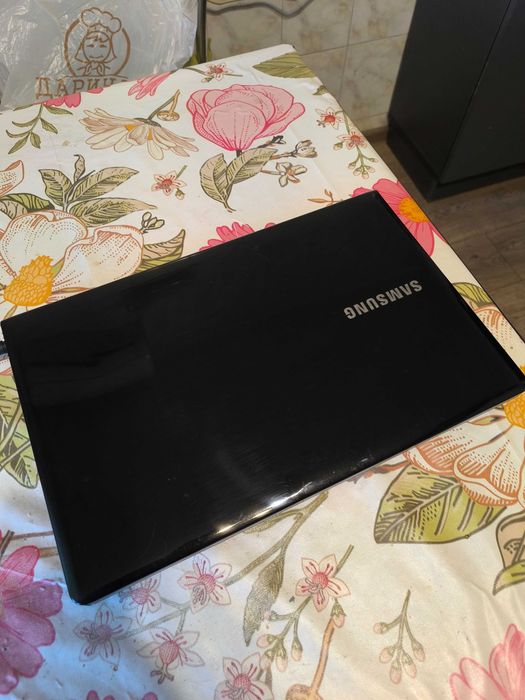 Ноутбук Samsung 300E5E