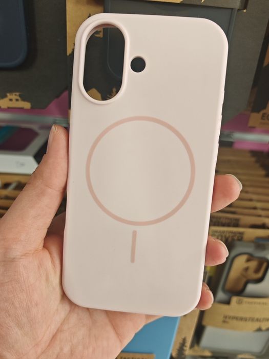 Iphone 17 Magsafe гърбове