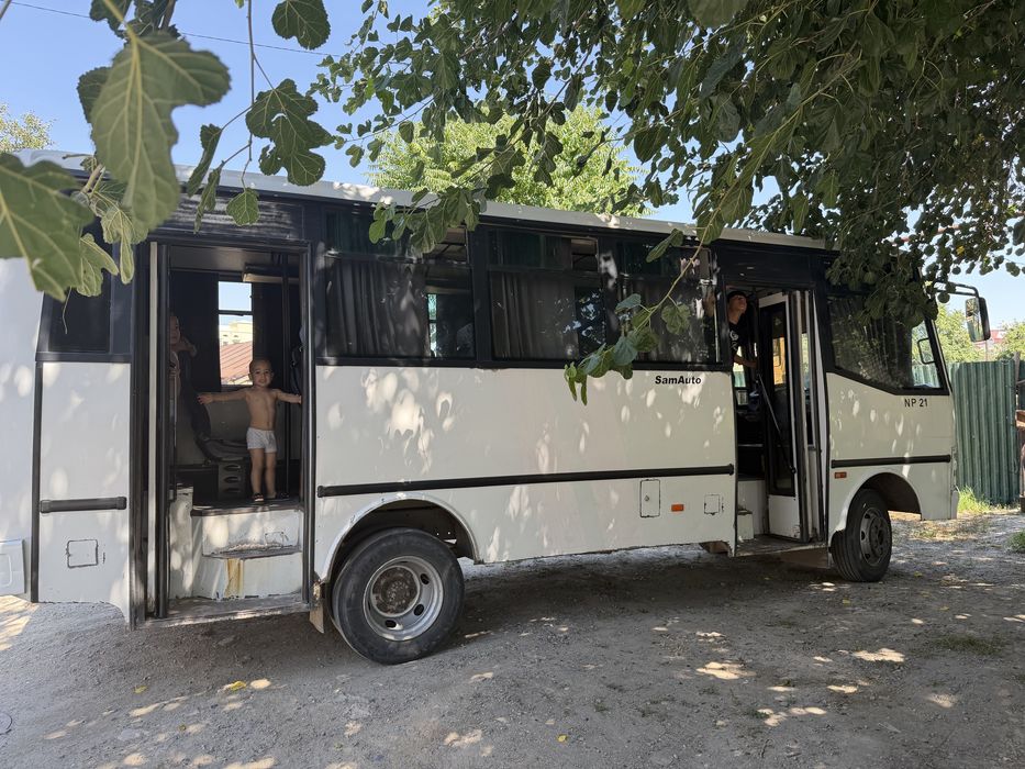 Исузу автобус кабина сотилади