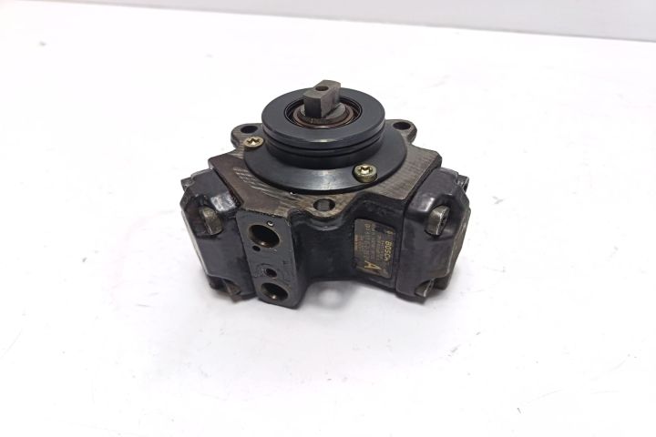 Pompa inalta presiune A6110700501 Mercedes-Benz C-Class W203