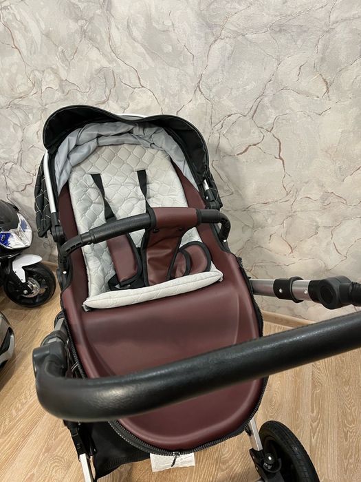 Продам коляску большую