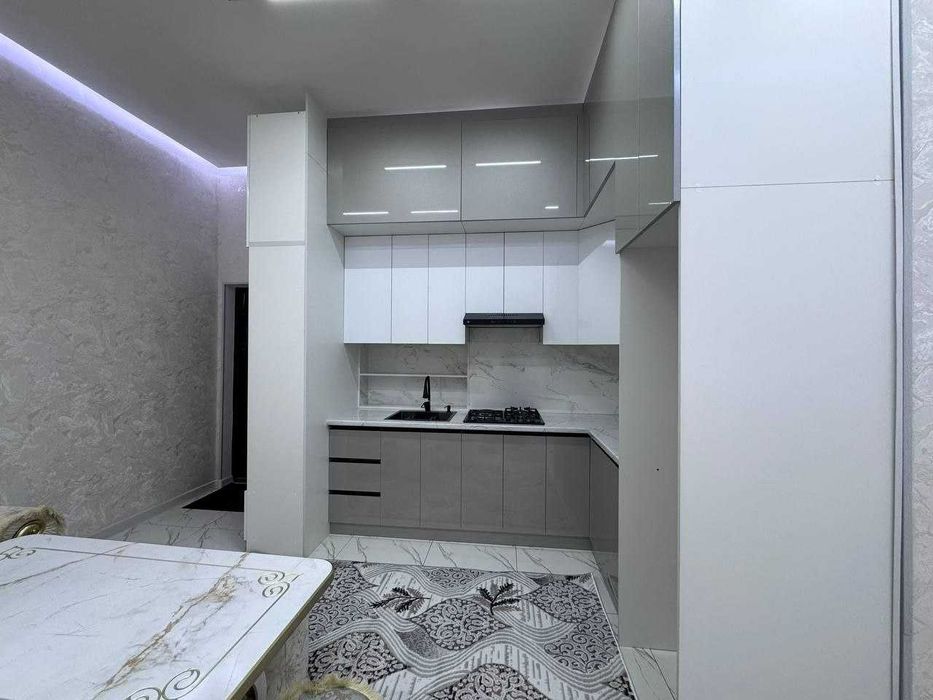 2 хоналик квартира 1 кават кирпичный дом, 7 микр