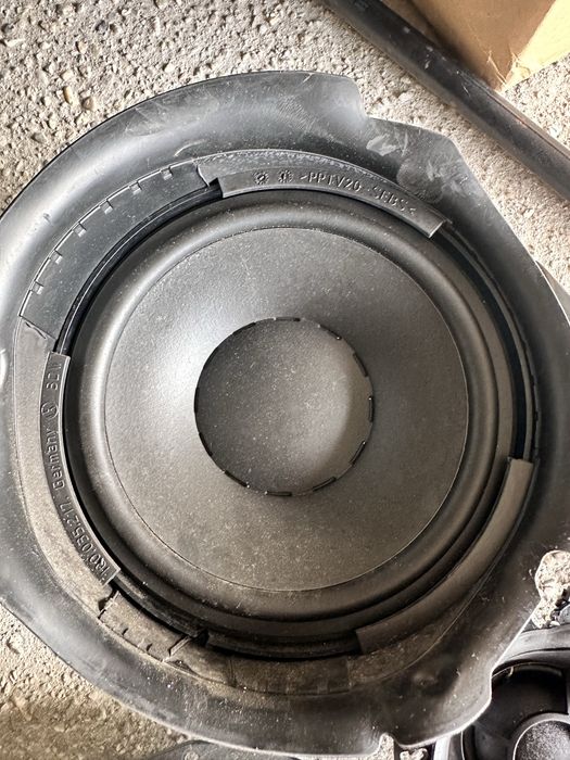 Sistem dynaudio golf5/ eos
