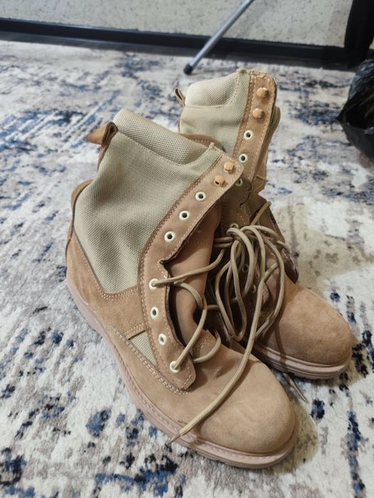 Продаются летние сапоги с высоким берцом