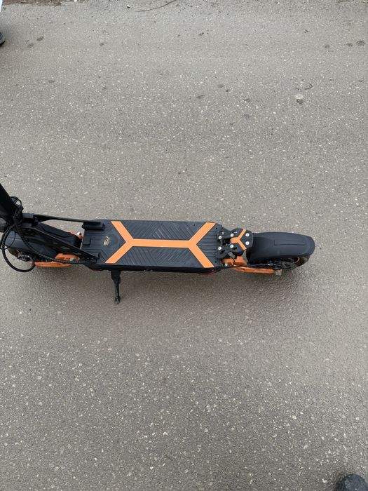 Продава се kugo g2 Max