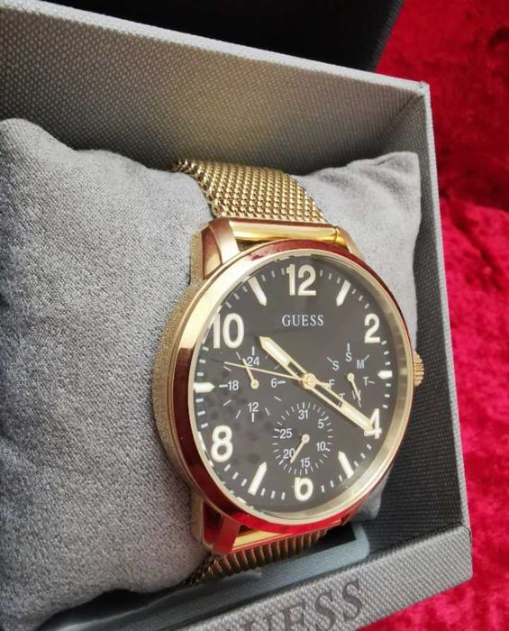 Кварцов часовник Gents ,,Gold Voyage" W1040G3 Кутия Сертификат