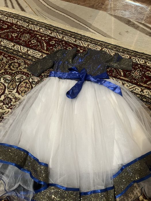 Продам платье для девочек