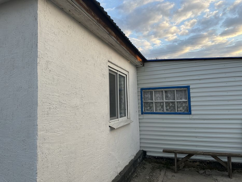 Продам дачу в районе кривого озера.