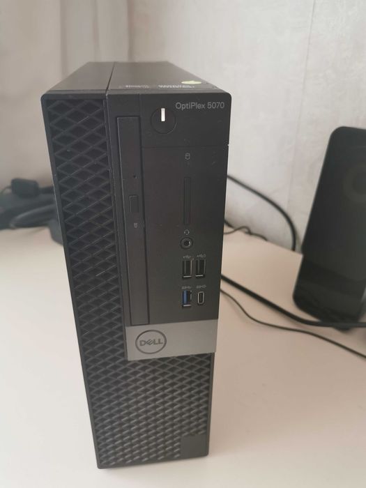 Продавам Dell Optiplex 5070 SFF