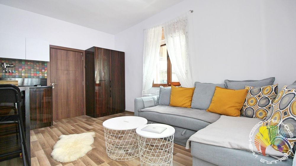 Дава се под наем Двустаен апартамент в Бургас, Център - 64 кв.м за 408 € - Снимка #5