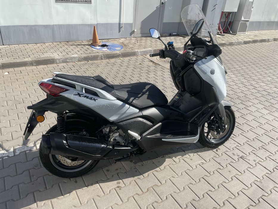 Yamaha XMAX 300 Tech Max+
