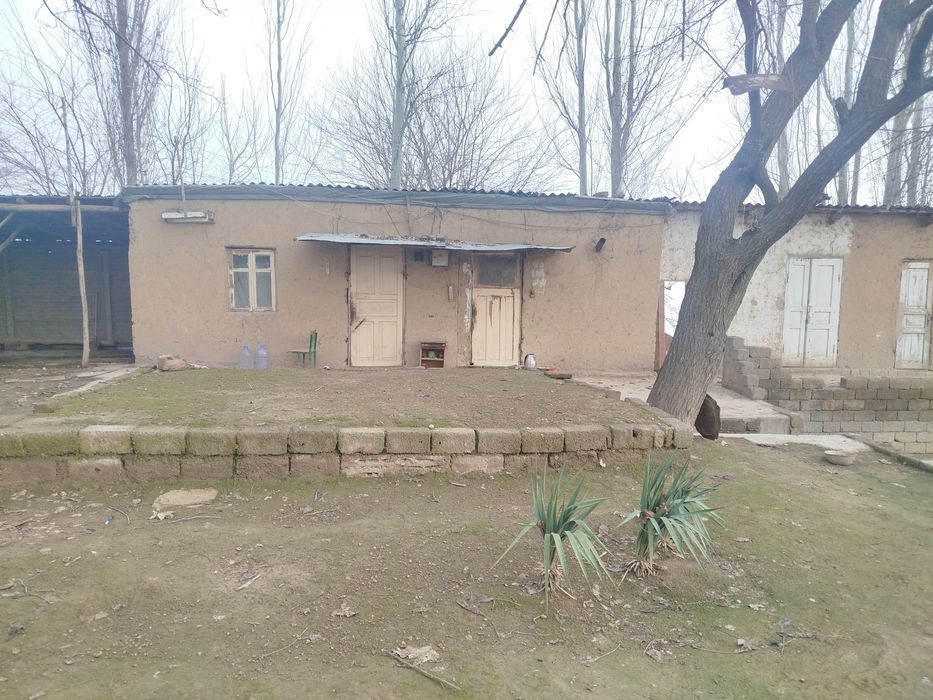 Ховли жой Сотилади ёки арендага ёки алишамиз.