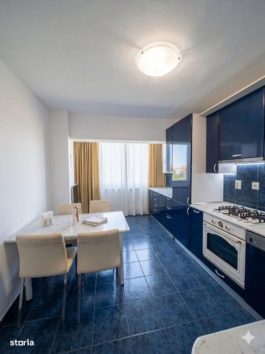 Inchiriere apartament 3 camere Faleza Nord