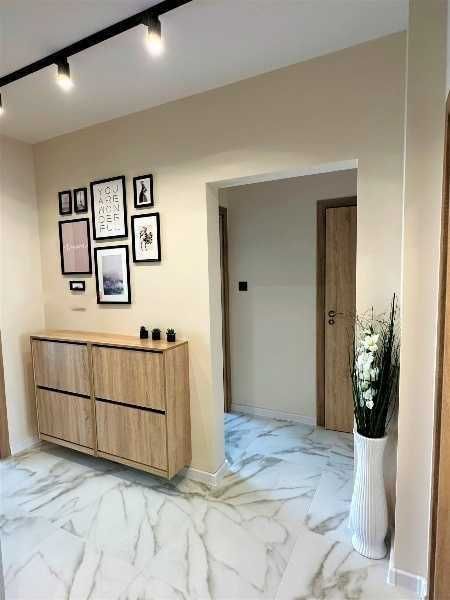 Продава се Тристаен апартамент в София, Младост 3 - 95 кв.м за 2053 €/кв.м - Снимка #11