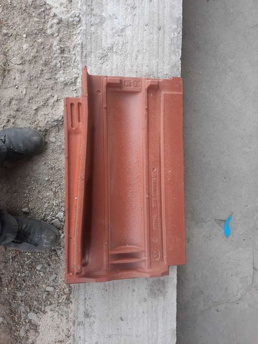 De vânzare laterale tondach twist 60 buc.38lei negociabil.